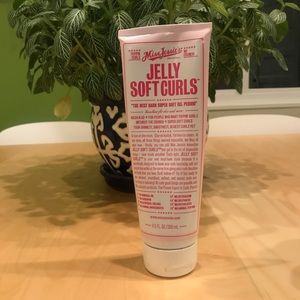 Miss Jessie’s Jelly Soft Curls hair gel